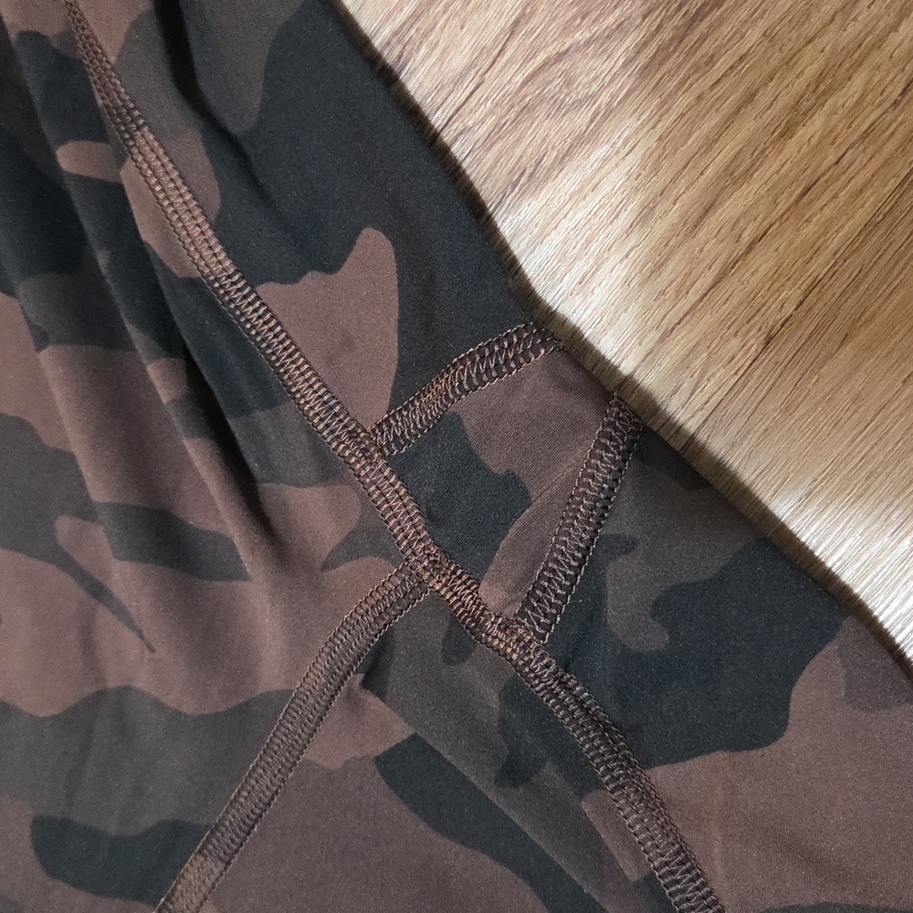 Lululemon Fast and Free Tight II 25" *Nulux Heritage 365 Camo Brown Earth Multi - Picture 6 of 16